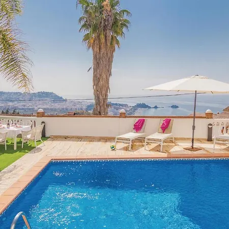 Holiday home Stunning In With House Sea View Almunecar