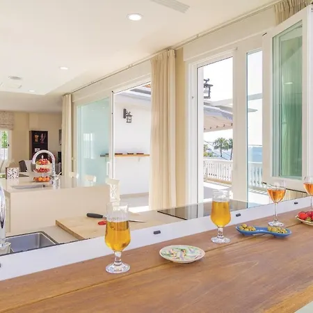 Stunning In With House Sea View