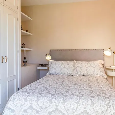 Stunning In With House Sea View *