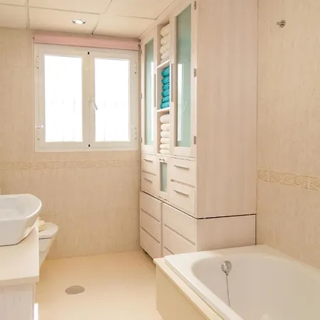 Stunning In With House Sea View *